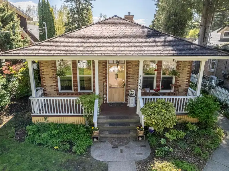34866 CLAYBURN ROAD - photo 2 of 40