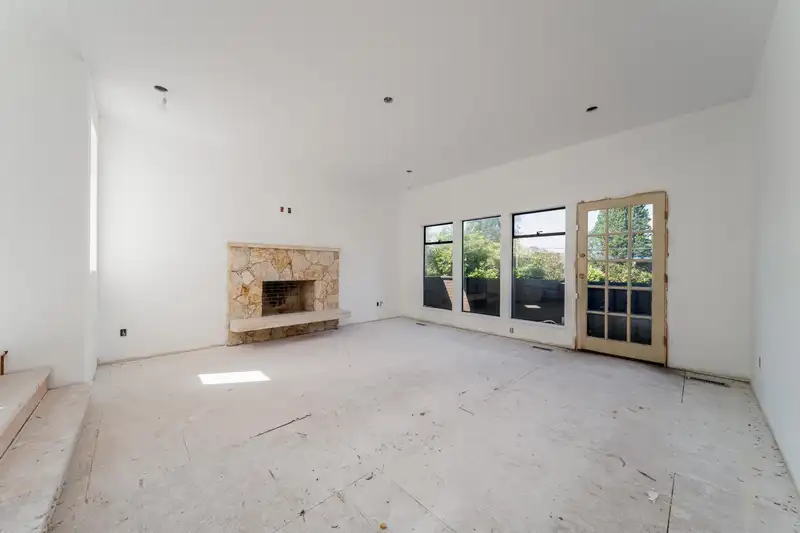 3974 W 10TH AVENUE - photo 2 of 40