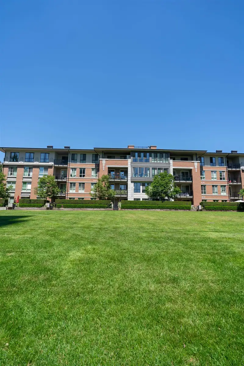 203 1135 WINDSOR MEWS - photo 2 of 21