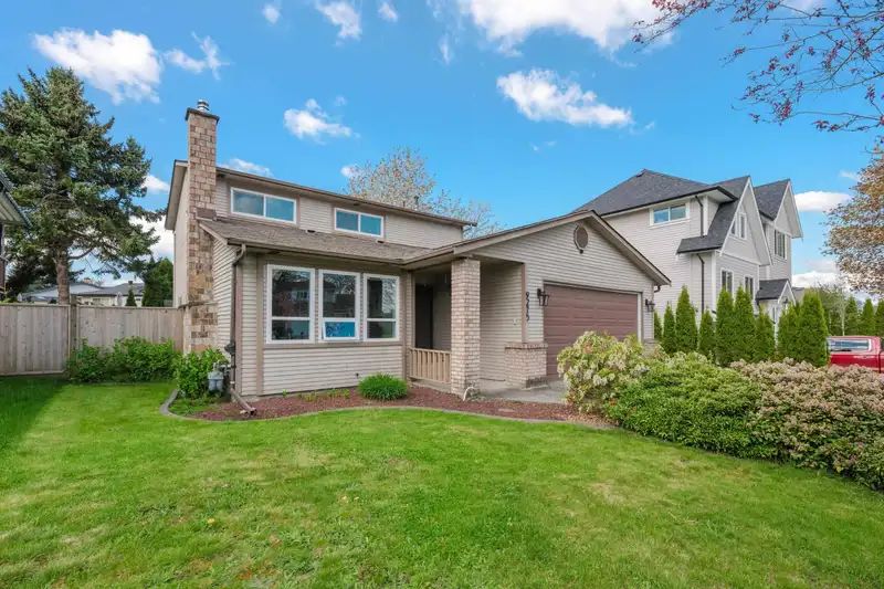 9275 212B STREET - photo 2 of 40