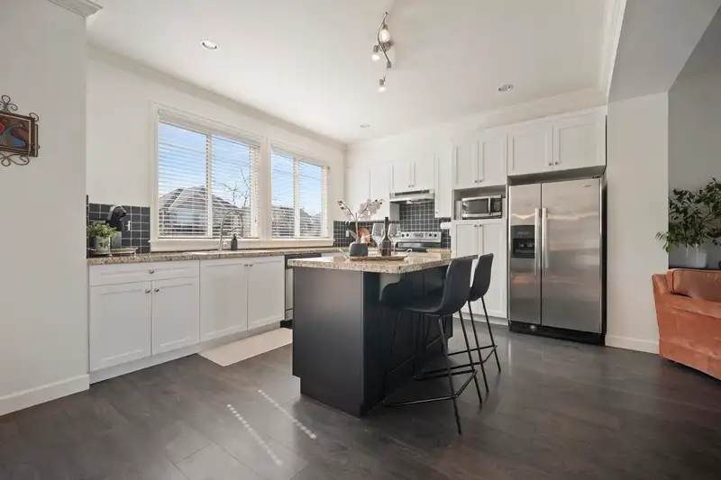 22 7168 179 STREET - photo 4 of 30