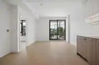 208 8398 OAK STREET - thumbnail 12