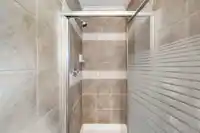11 1135 LANSDOWNE DRIVE - thumbnail 26