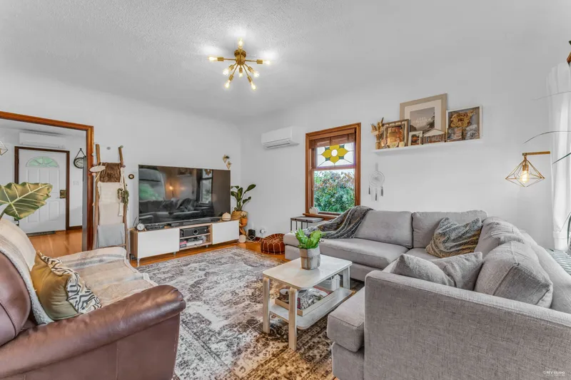 820 THIRD AVENUE - photo 3 of 25