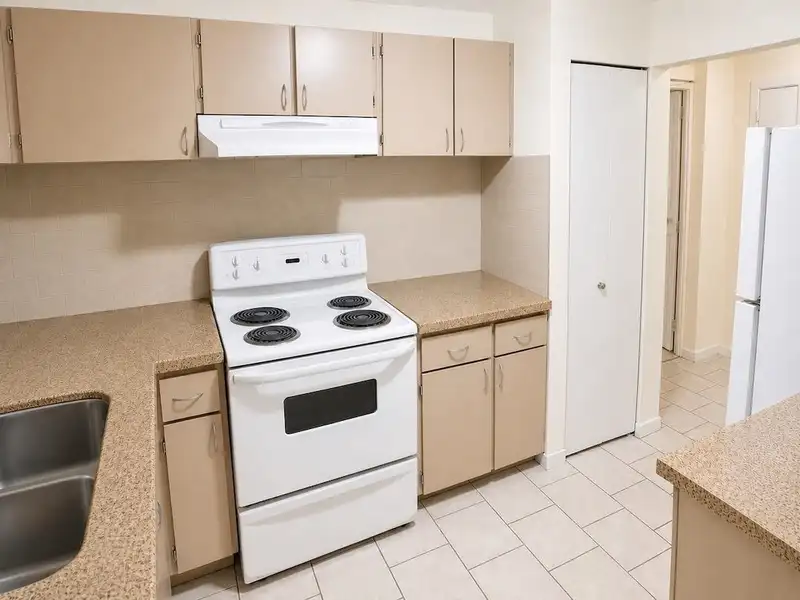 123 8700 ACKROYD ROAD - photo 4 of 11