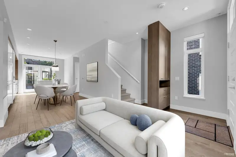 7478 GRANVILLE STREET - photo 4 of 23