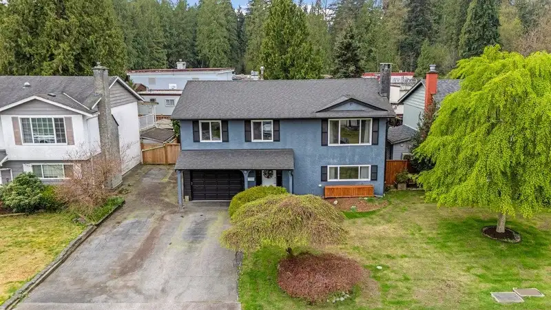 3833 KILLARNEY STREET - photo 1 of 30