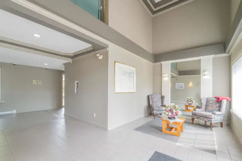 107 2772 CLEARBROOK ROAD - photo 2 of 19