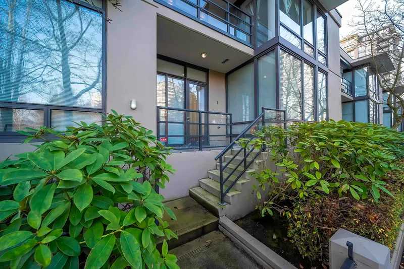 8 6333 KATSURA STREET - photo 2 of 22