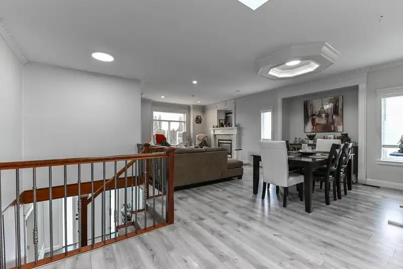 32013 HARRIS ROAD - photo 4 of 38