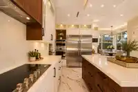10211 SWINTON CRESCENT - thumbnail 13