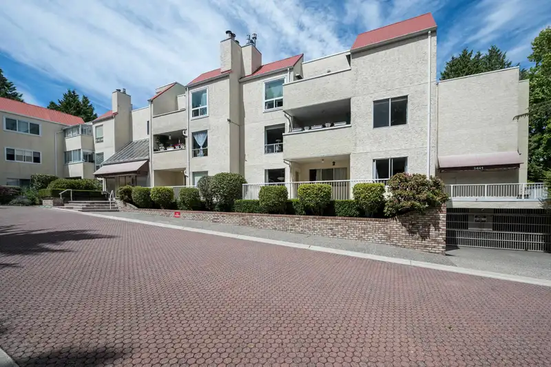 111 1441 GARDEN PLACE - photo 1 of 17