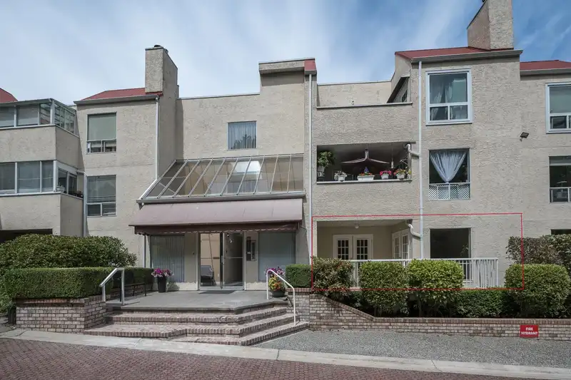 111 1441 GARDEN PLACE - photo 4 of 17