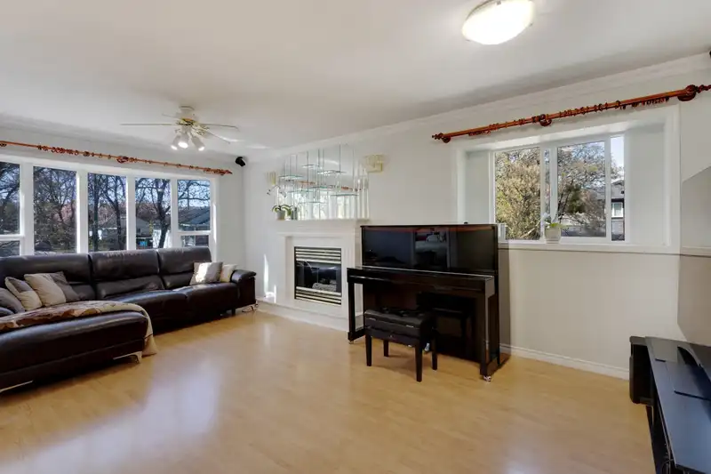 4708 INVERNESS STREET - photo 3 of 23