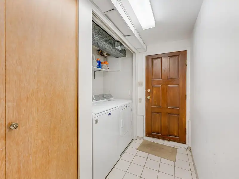 6979 GLADSTONE STREET - photo 2 of 19