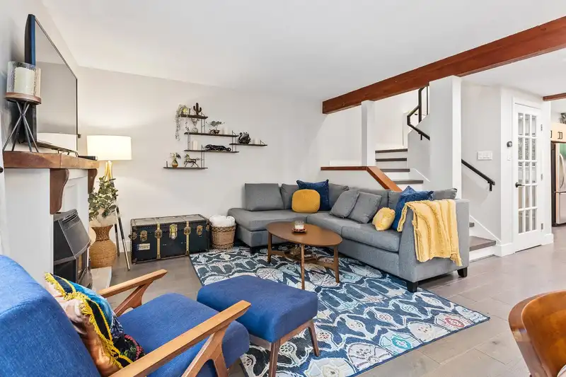 1162 CHATEAU PLACE - photo 1 of 29