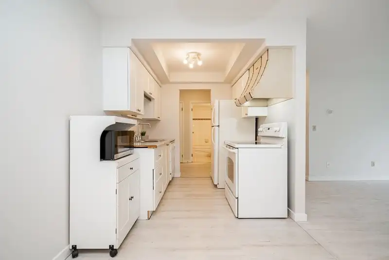 106 33956 ESSENDENE AVENUE - photo 4 of 29