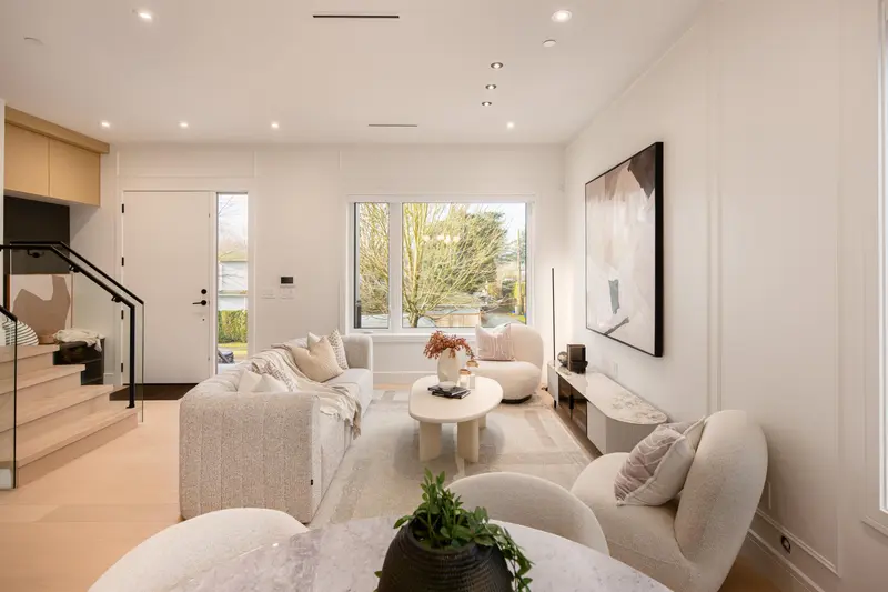 7380 MAPLE STREET - photo 4 of 25