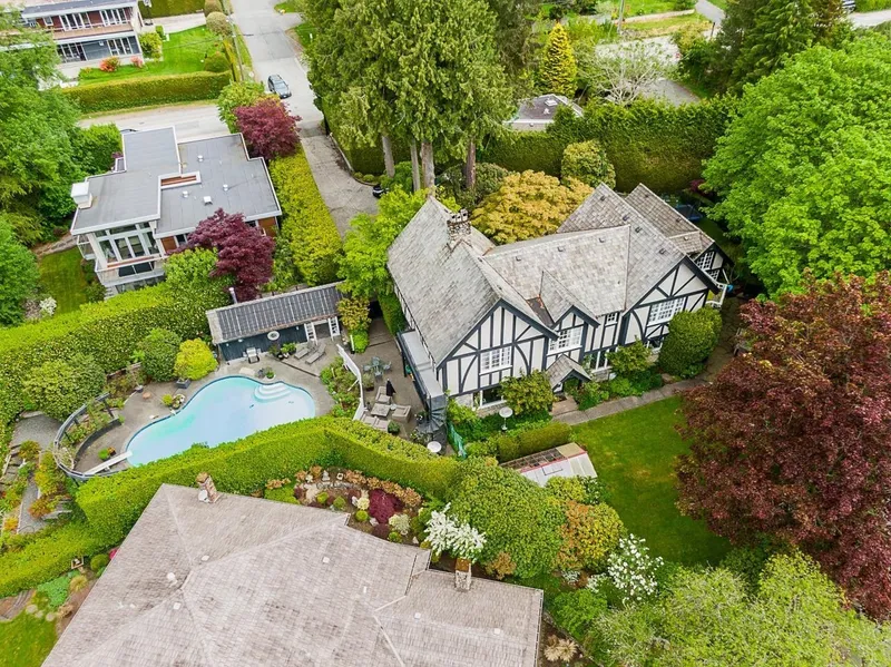 1850 MATHERS AVENUE - photo 3 of 25