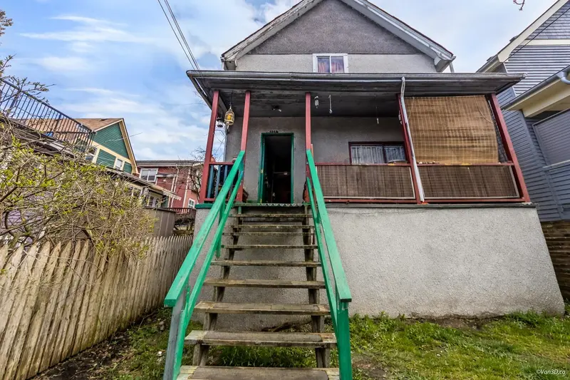 1018 ODLUM DRIVE - photo 1 of 19