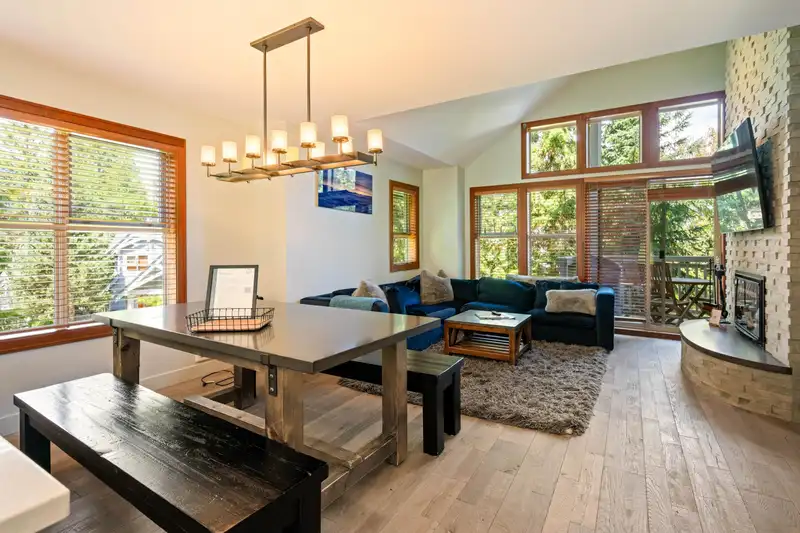 4 4661 BLACKCOMB WAY - photo 4 of 27