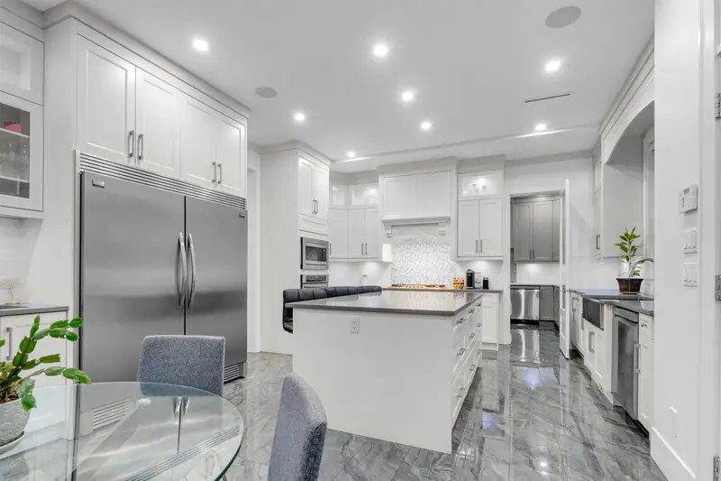 5804 152 STREET - photo 3 of 25