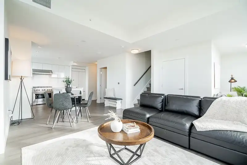 902 3451 SAWMILL CRESCENT - photo 1 of 39