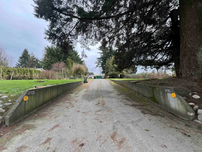 4162 BRADNER ROAD - photo 2 of 10