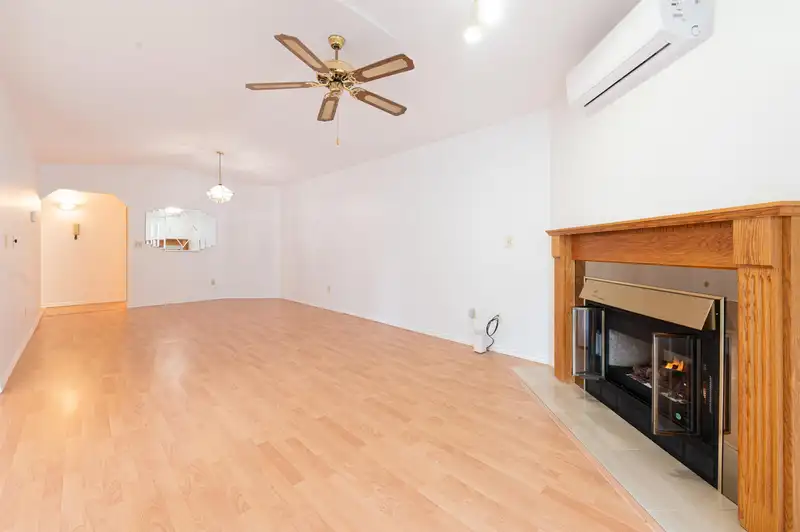 205 10584 153 STREET STREET - photo 4 of 32