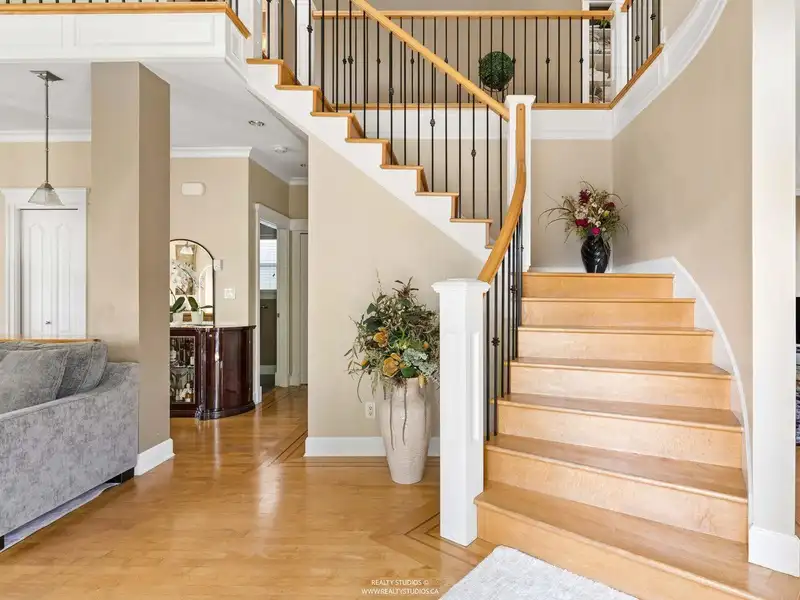 255 CARLETON AVENUE - photo 2 of 40