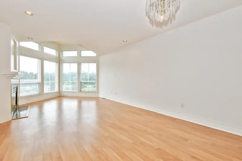 21 3354 HORN STREET - photo 4 of 36