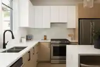 11 1641 KING CRESCENT - thumbnail 9