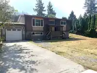 320 ROBERTSON CRESCENT - thumbnail 2