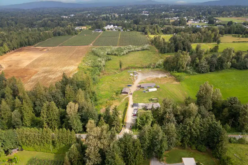 28585 TOWNSHIPLINE ROAD - photo 3 of 40