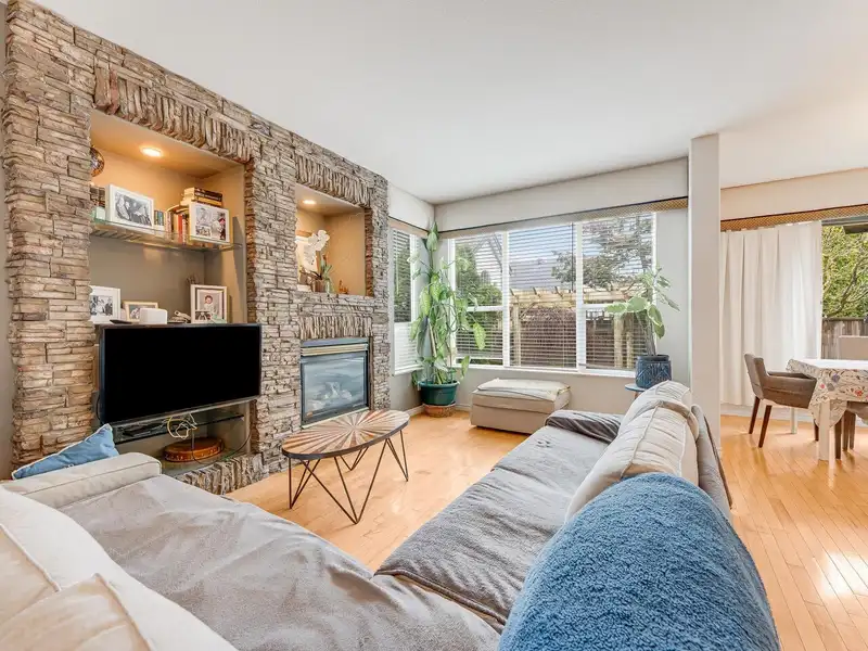 9713 208B STREET - photo 2 of 40