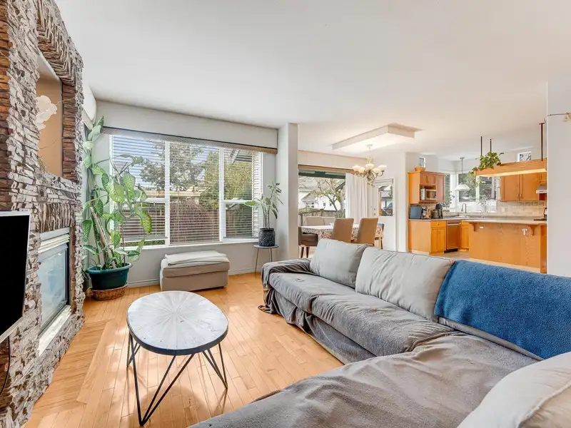 9713 208B STREET - photo 3 of 40