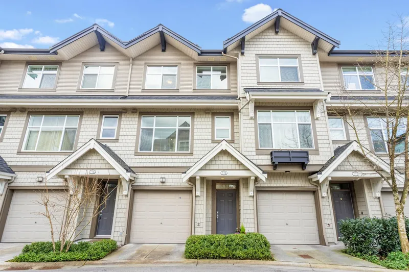 774 ORWELL STREET - photo 1 of 25