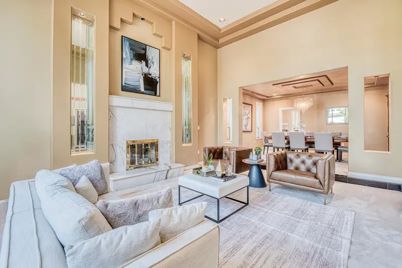 3660 GRANVILLE AVENUE - photo 3 of 25