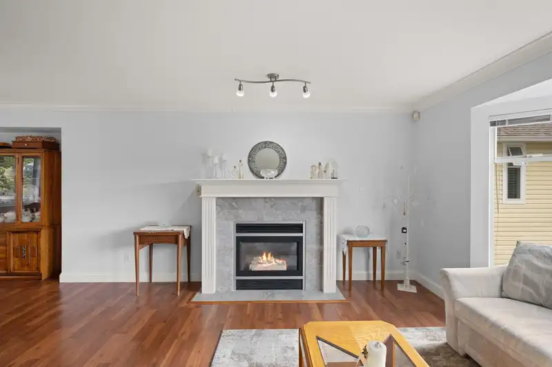 3282 272A STREET - photo 4 of 40