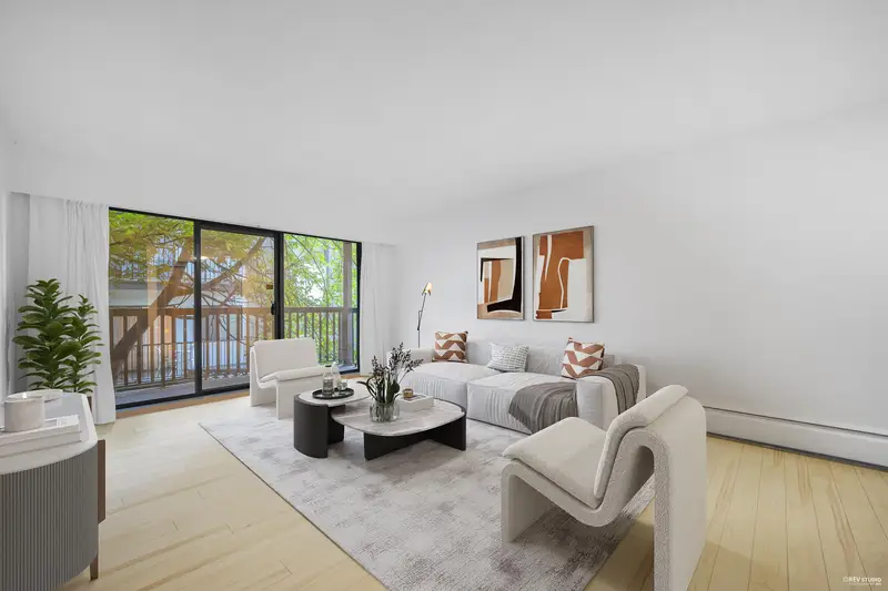 103 150 E 5TH STREET - photo 2 of 25