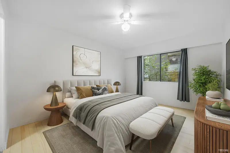 103 150 E 5TH STREET - photo 3 of 25