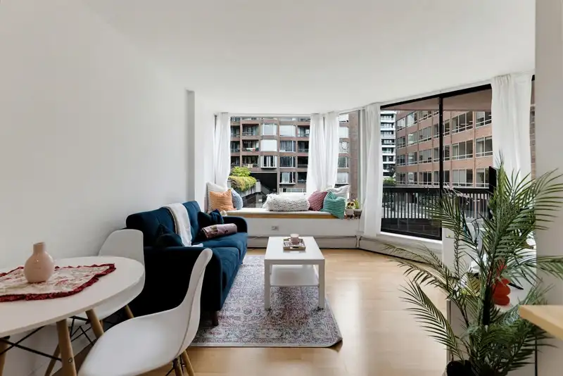 214 1330 BURRARD STREET - photo 3 of 21