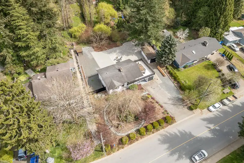 7958 TAULBUT STREET - photo 3 of 36