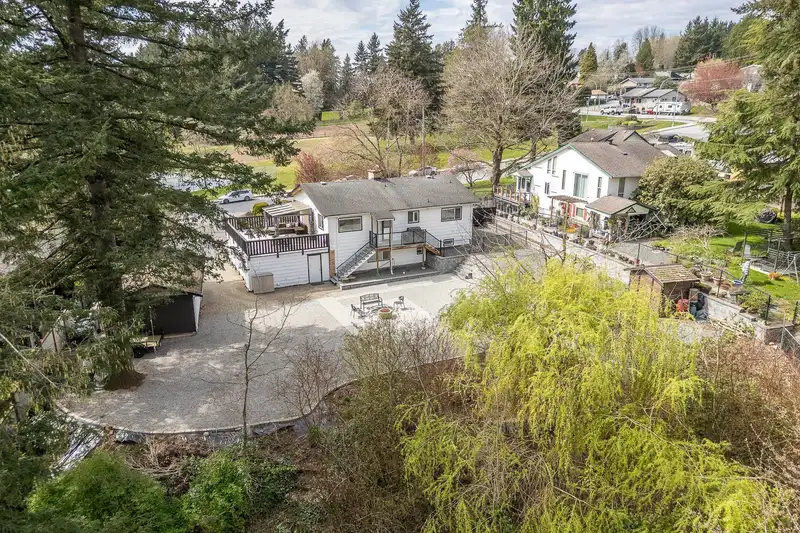 7958 TAULBUT STREET - photo 4 of 36