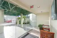 408 1765 MARTIN DRIVE - thumbnail 4