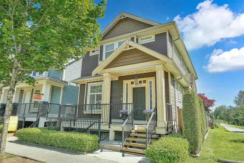 18832 68TH AVENUE - photo 1 of 40