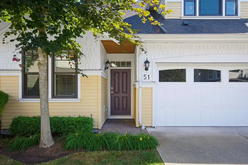 51 9235 MCBRIDE STREET - photo 2 of 40