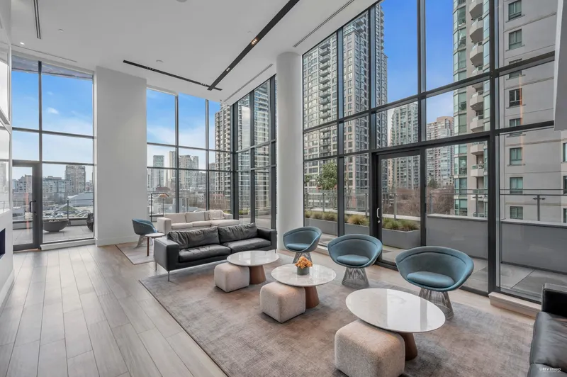 2104 885 CAMBIE STREET - photo 4 of 25