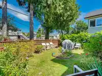 4702 CLARENDON STREET - thumbnail 3
