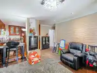 4702 CLARENDON STREET - thumbnail 6